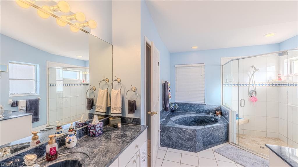 22355 FOUNTAIN LAKES BLVD-19