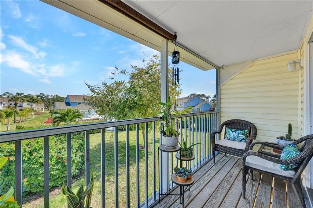 1599 Trafalgar LN O201-22