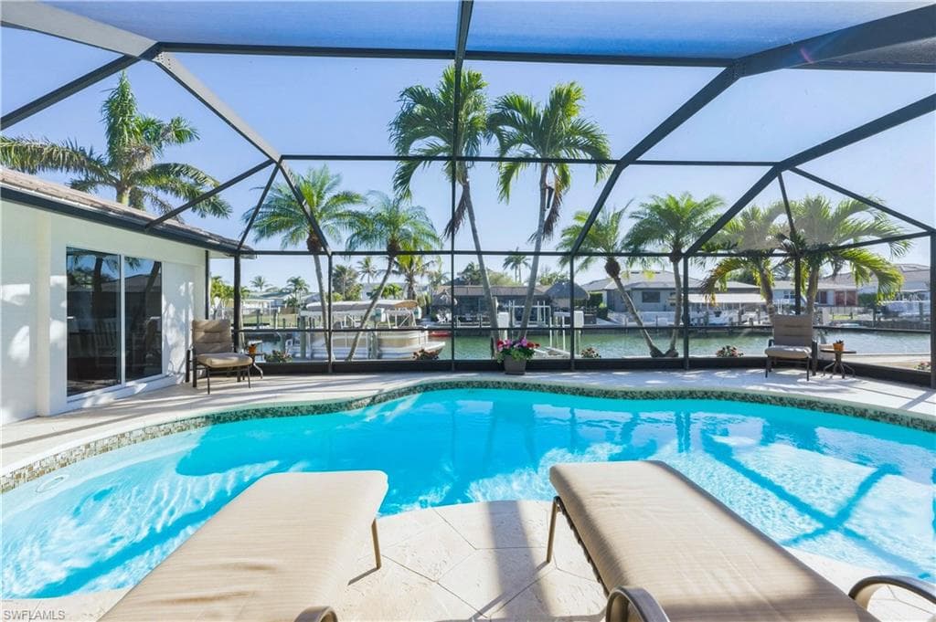 216 5th ST W-38