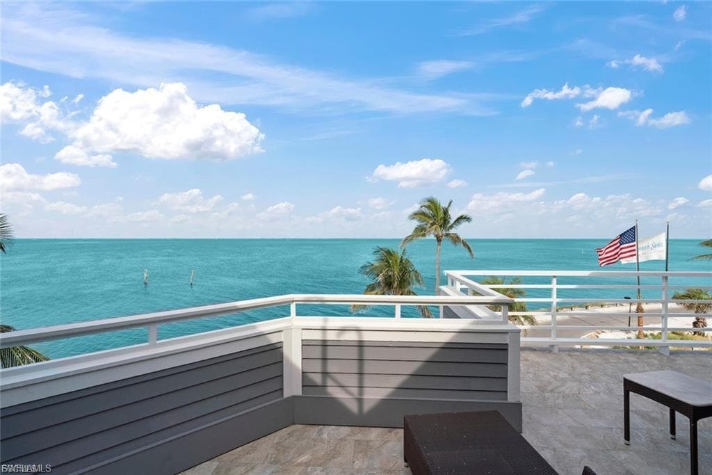 1602 Lands End Village-27