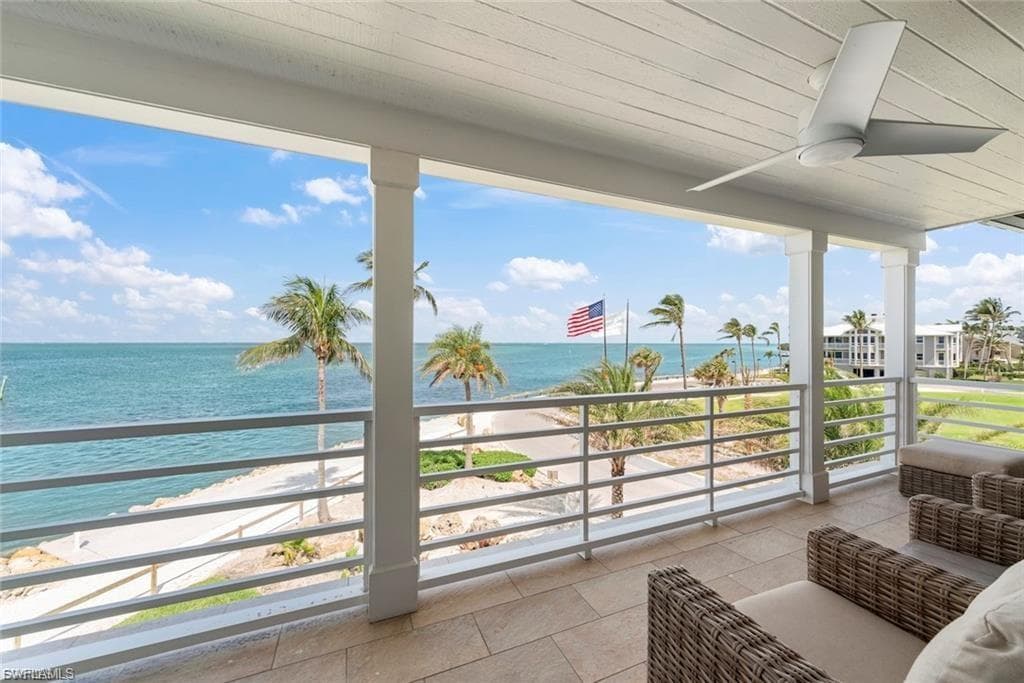 1602 Lands End Village-2