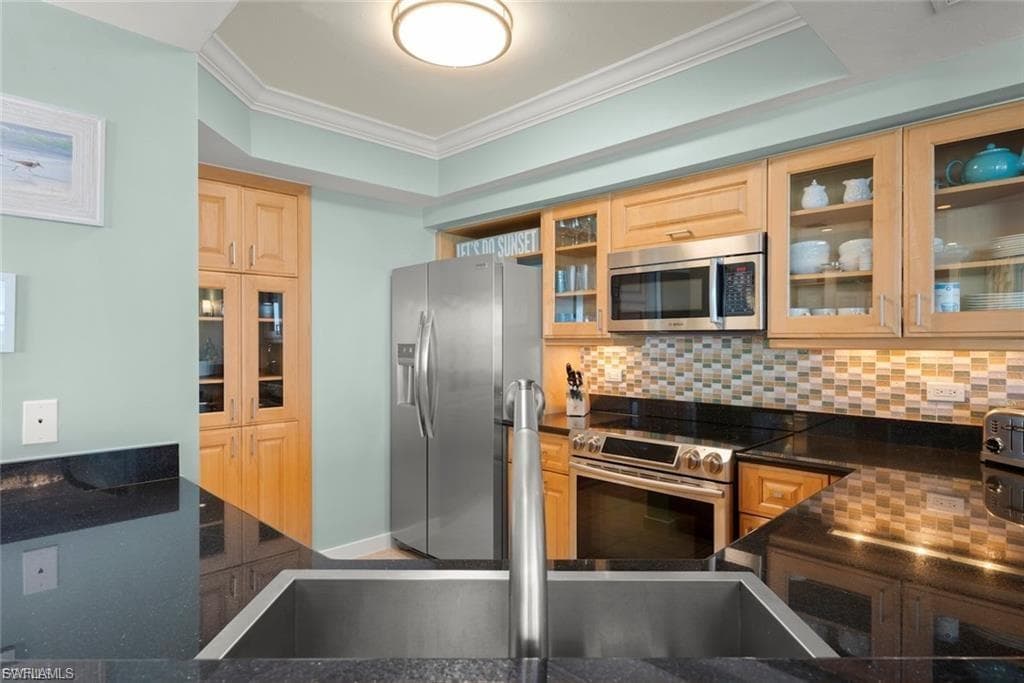 1602 Lands End Village-13