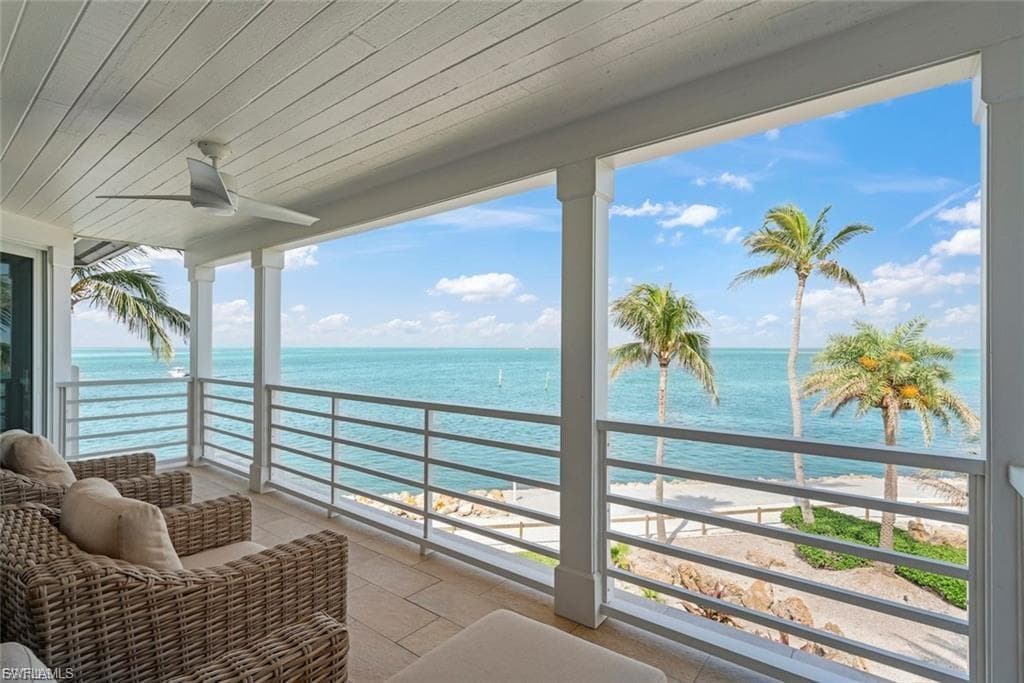 1602 Lands End Village-3