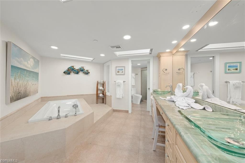 1602 Lands End Village-24