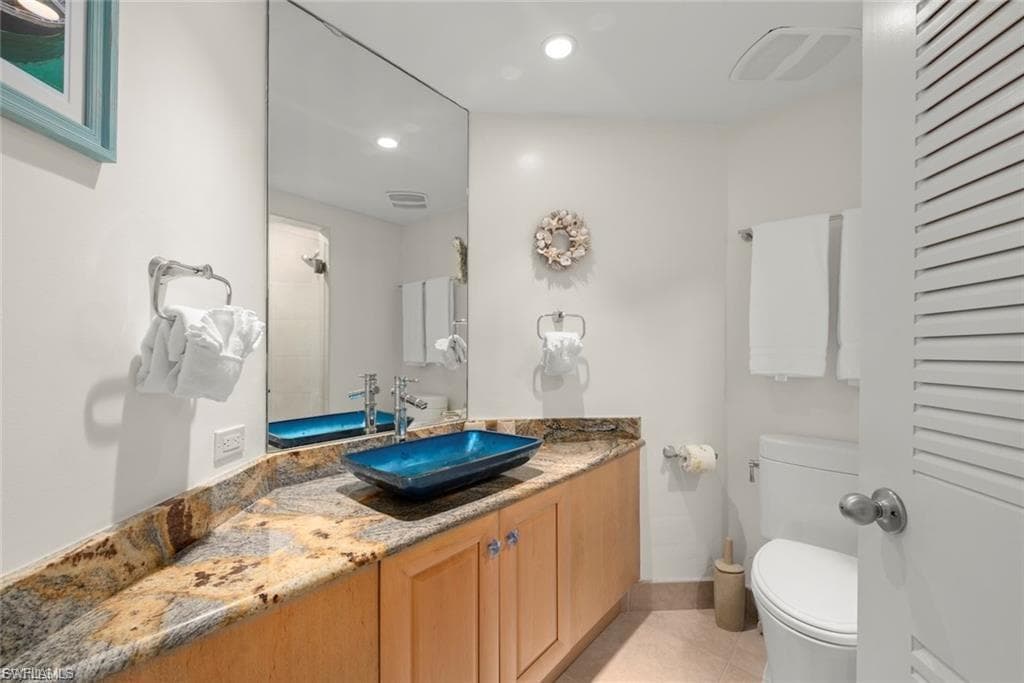 1602 Lands End Village-34