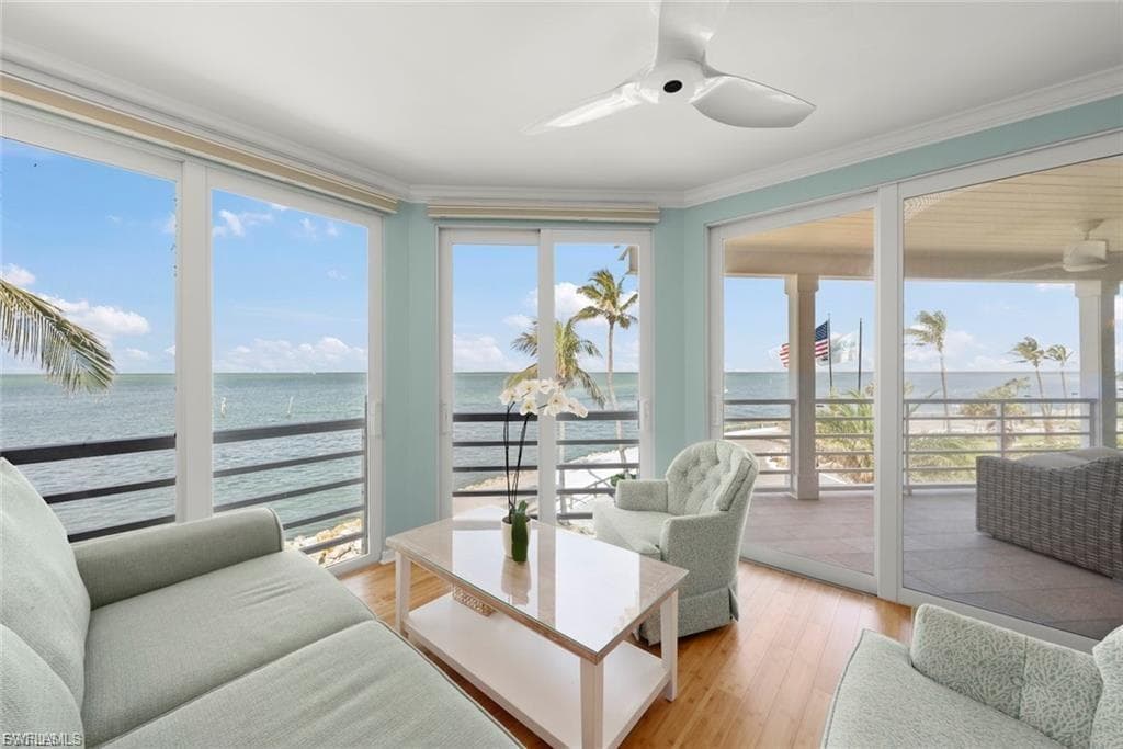 1602 Lands End Village-10