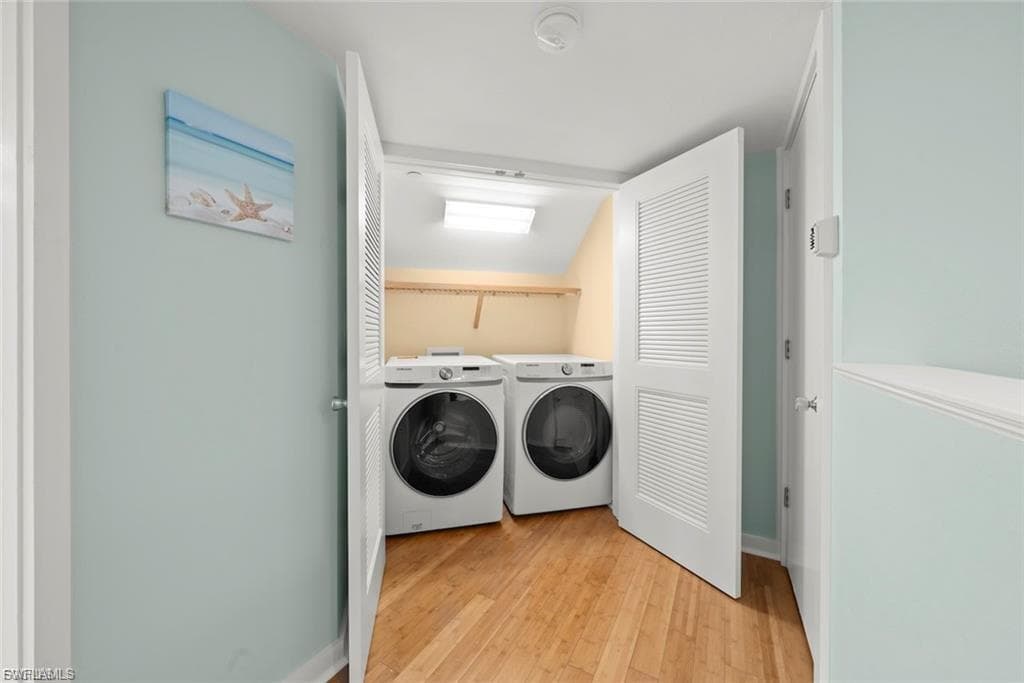 1602 Lands End Village-18