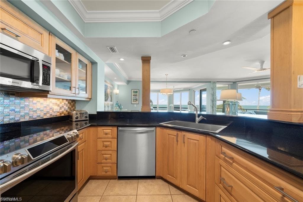 1602 Lands End Village-15