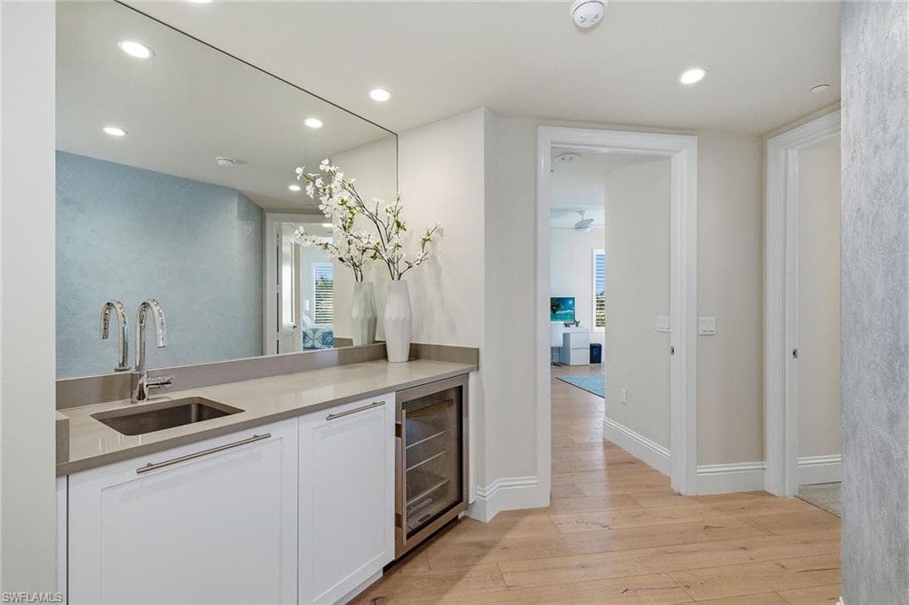 13665 Vanderbilt DR 404-11