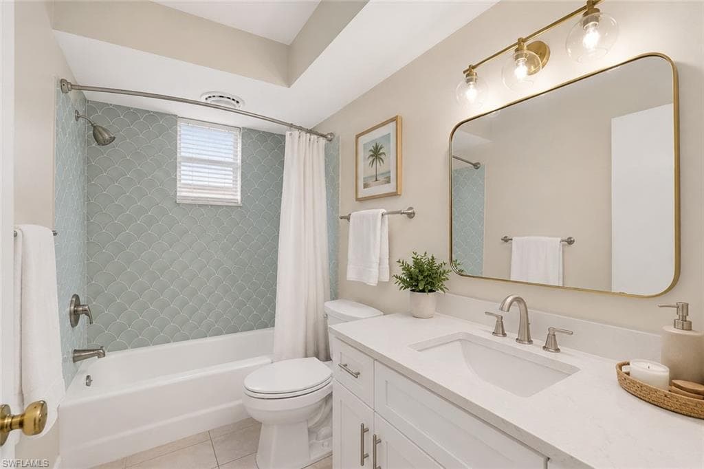 5290 Cypress LN-25