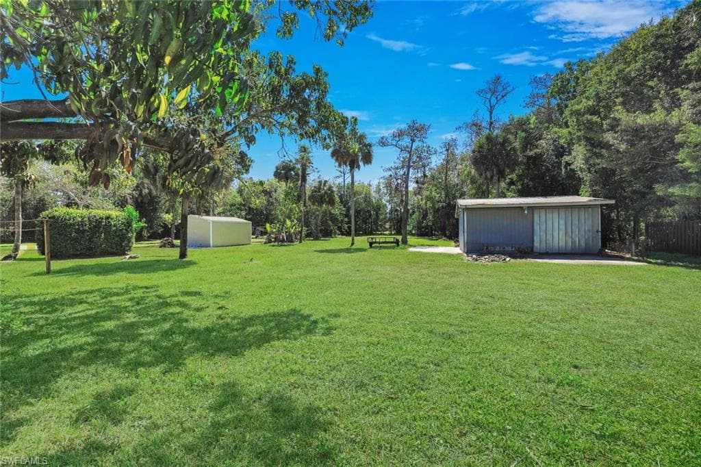 5290 Cypress LN-3