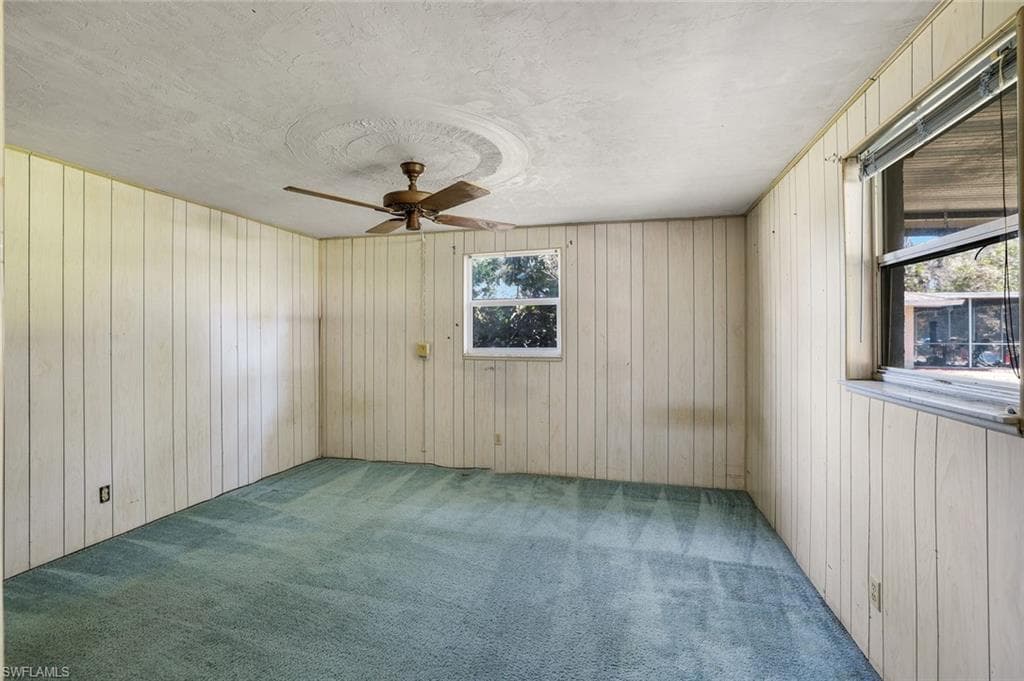 5290 Cypress LN-27