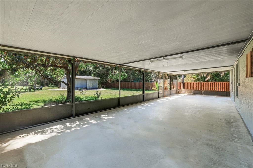 5290 Cypress LN-29