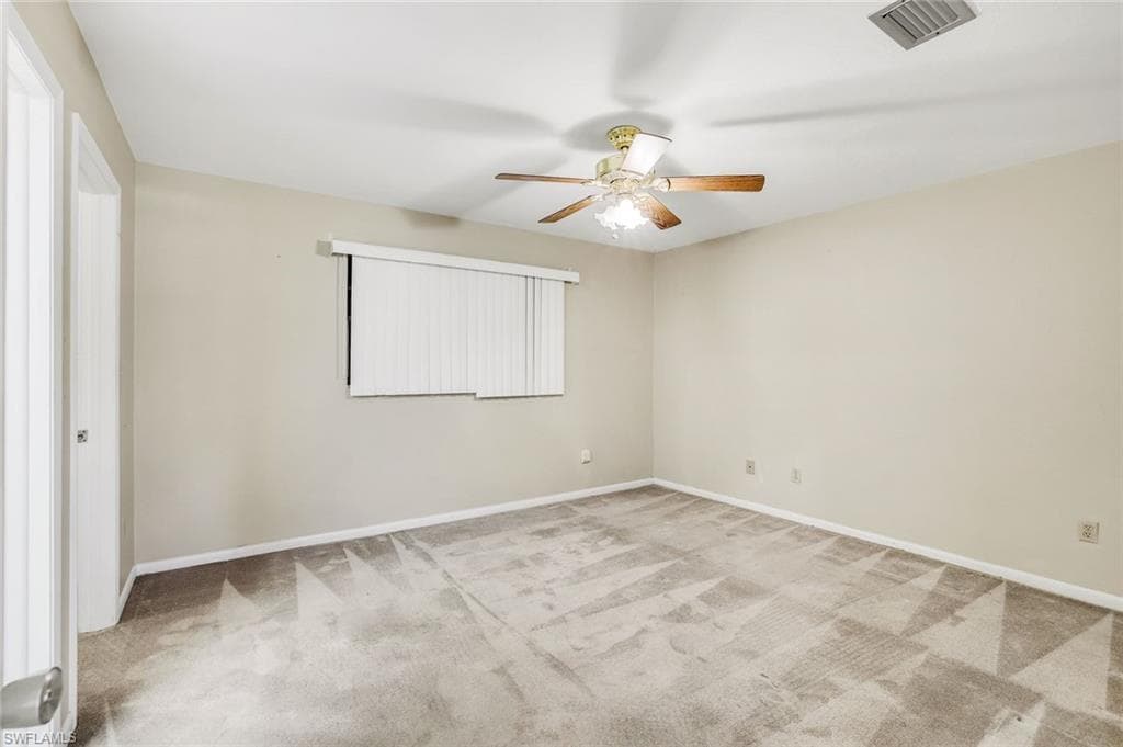 5290 Cypress LN-17