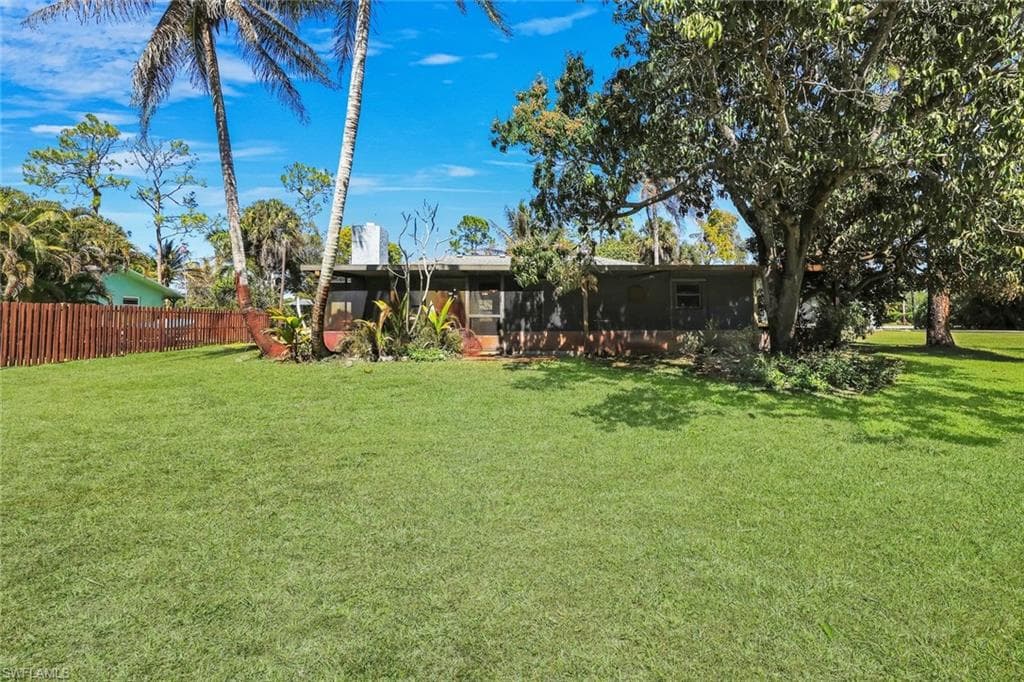 5290 Cypress LN-30