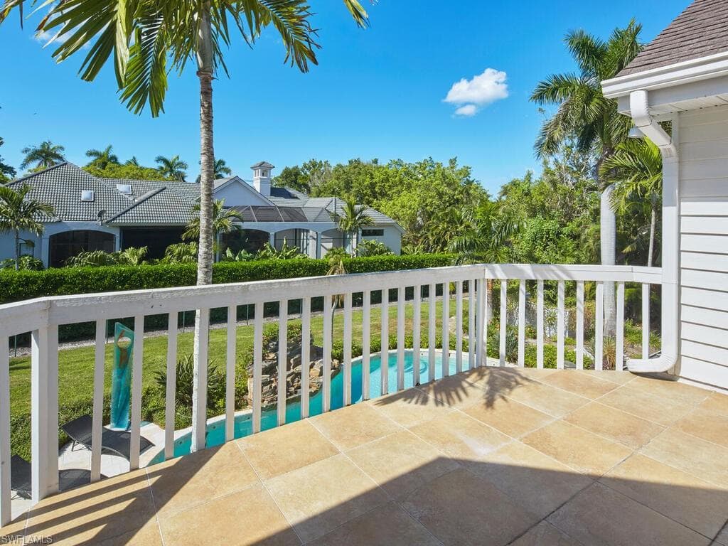 2750 Treasure LN-16