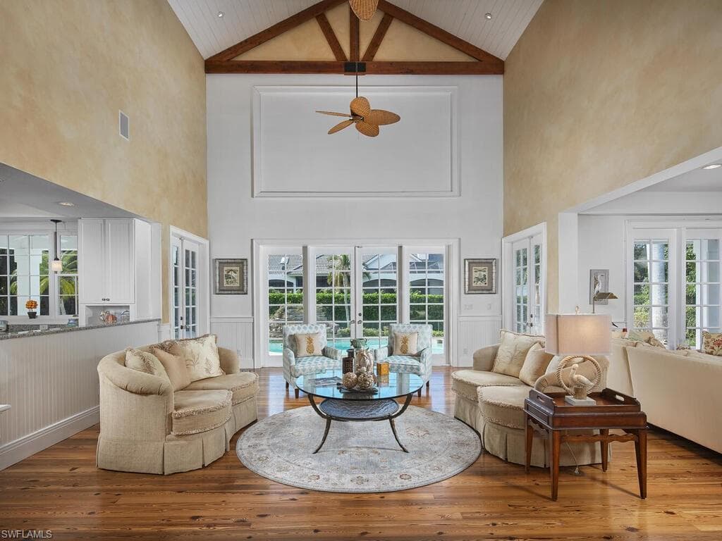 2750 Treasure LN-5