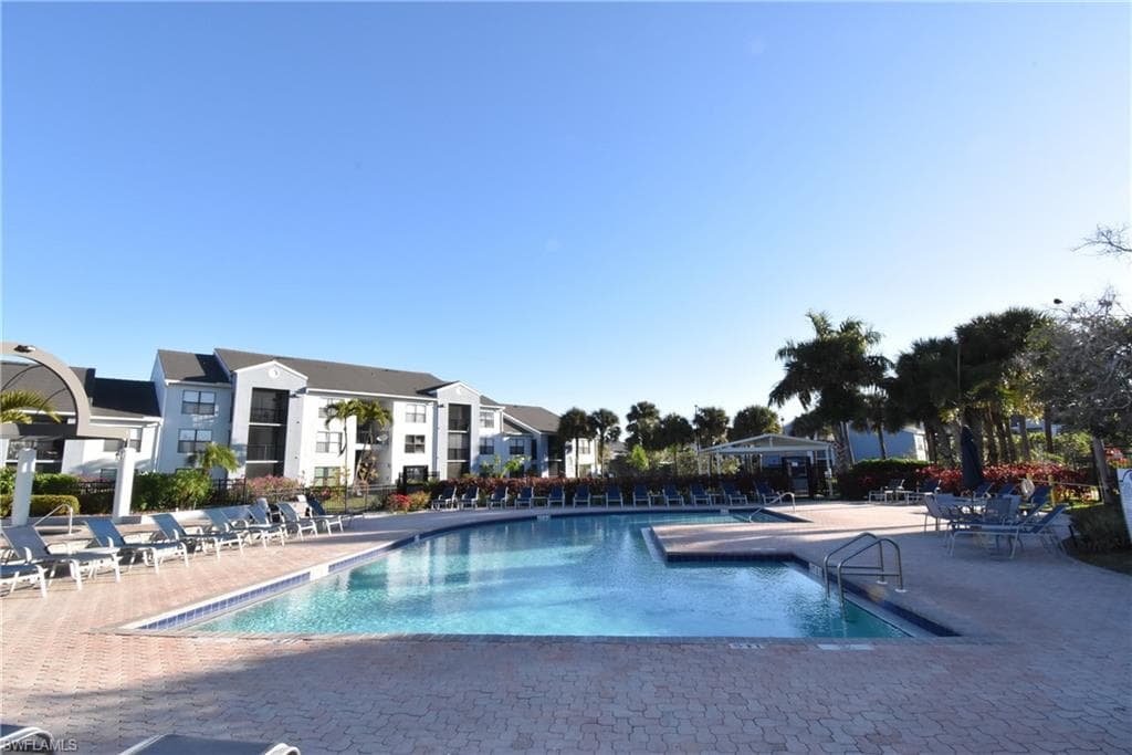 13545 Eagle Ridge DR 818-19