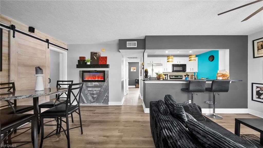 3344 N Key DR 4-14