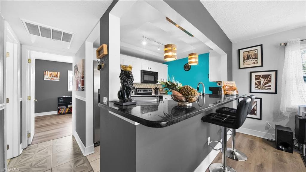 3344 N Key DR 4-11