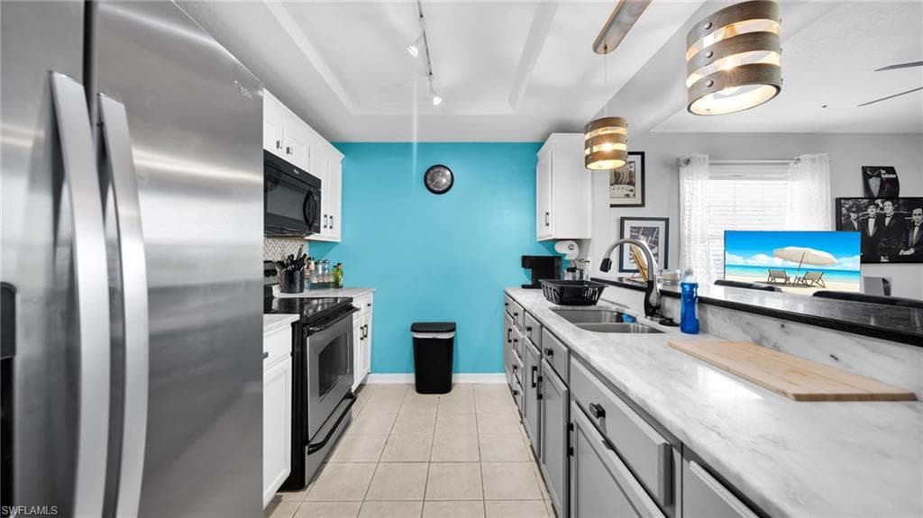 3344 N Key DR 4-19