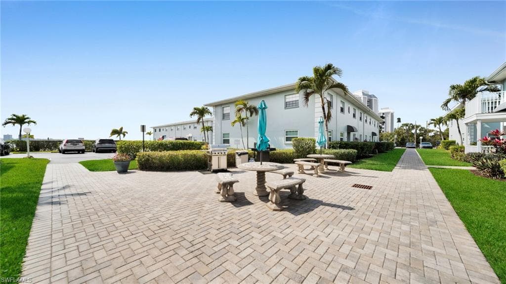 3344 N Key DR 4-28