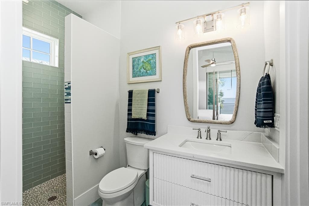 55 Fairview BLVD-28