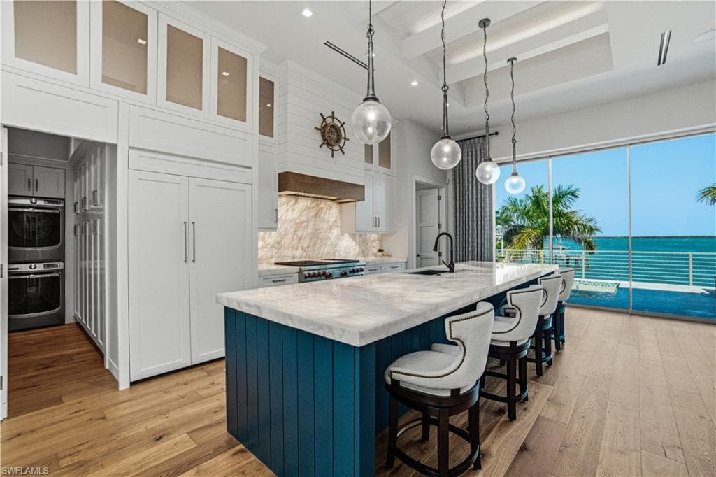55 Fairview BLVD-11