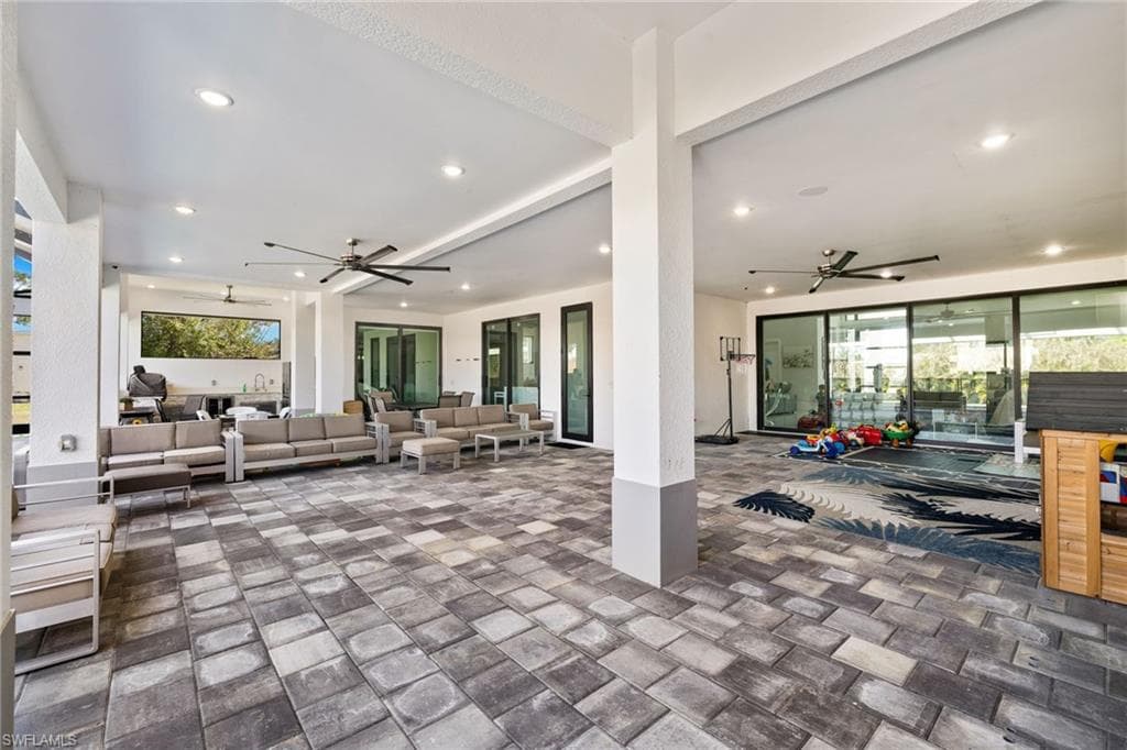 3701 Downwind LN-49