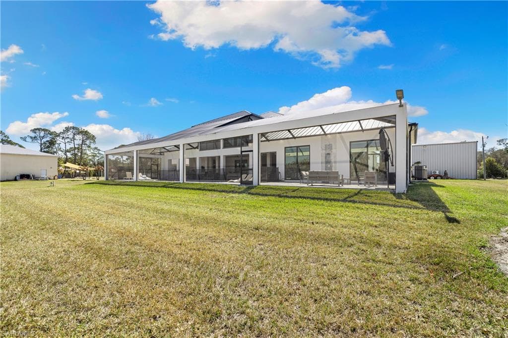 3701 Downwind LN-8