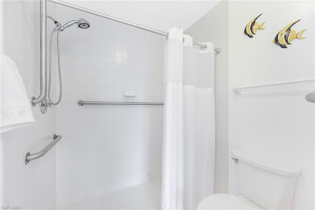 651 Wiggins Lake DR 102-12