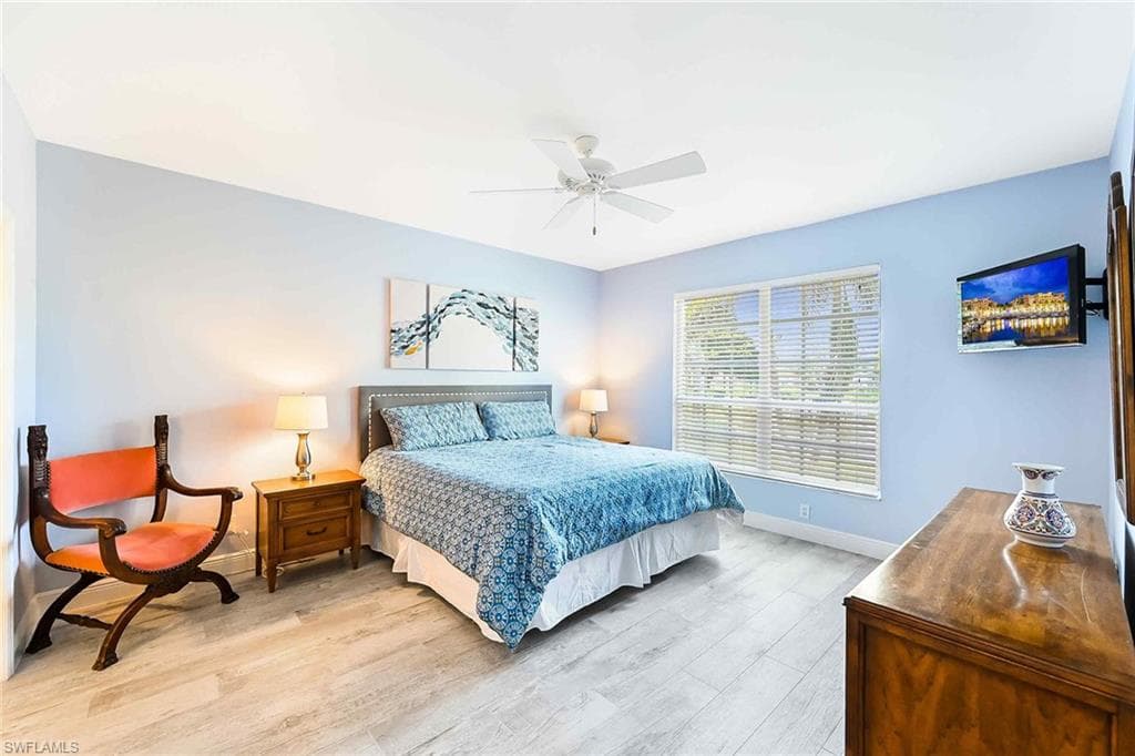 651 Wiggins Lake DR 102-10