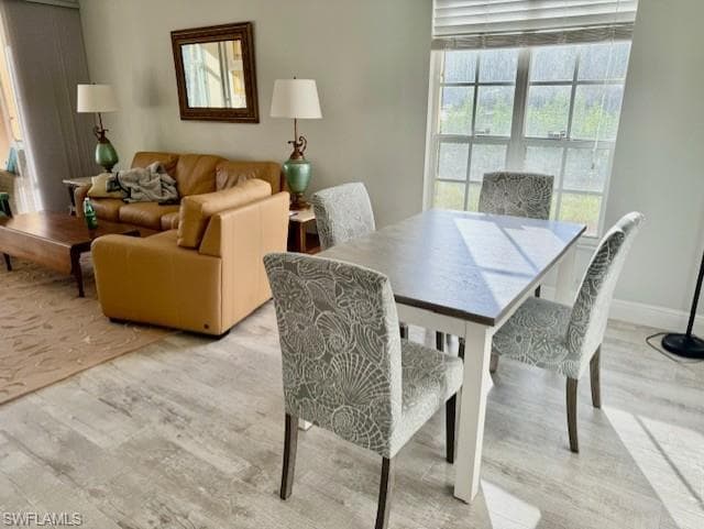 651 Wiggins Lake DR 102-4