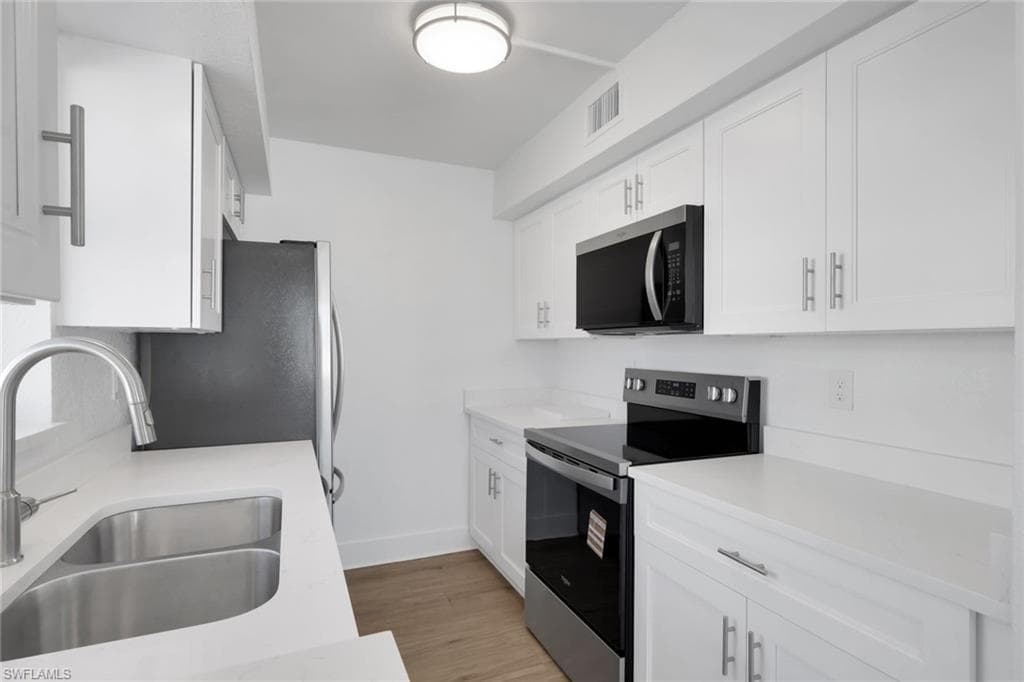 6500 Estero BLVD D123-13