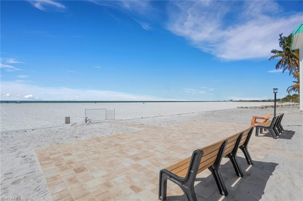 6500 Estero BLVD D123-26