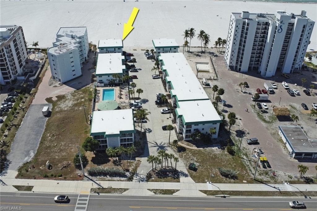 6500 Estero BLVD D123-36