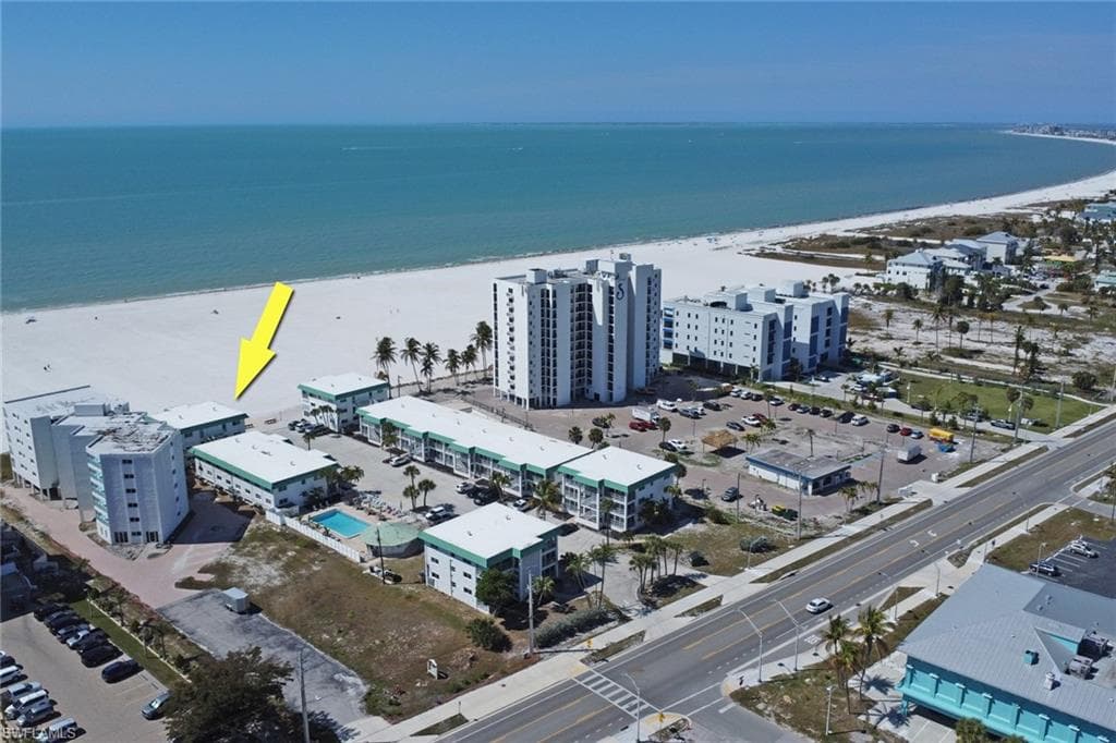 6500 Estero BLVD D123-32