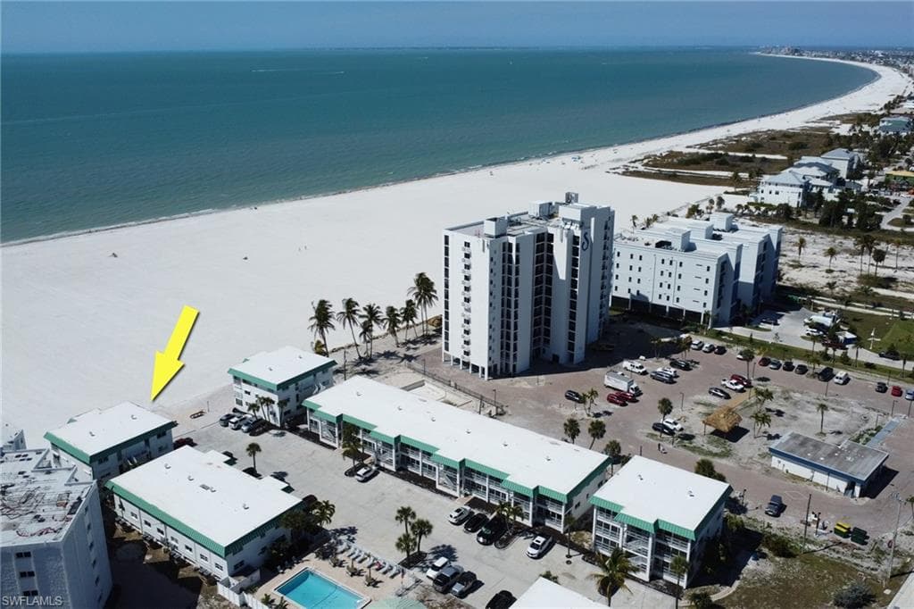 6500 Estero BLVD D123-30