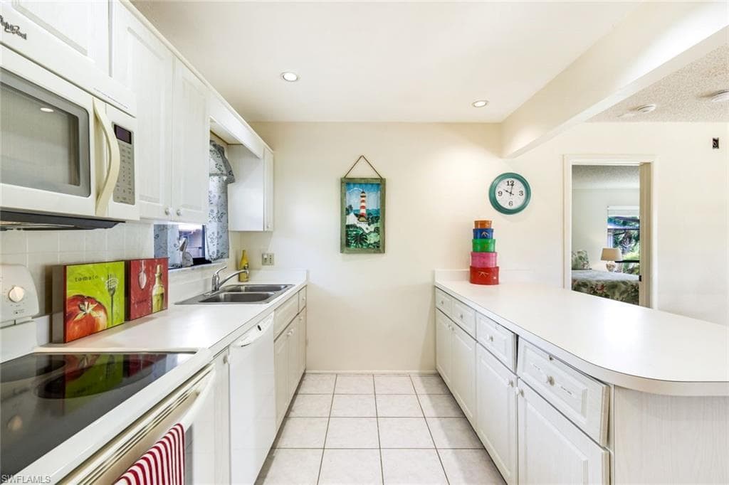 5117 Sea Bell RD A201-9