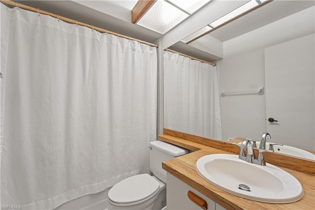 8340 Charter Club CIR 9-20