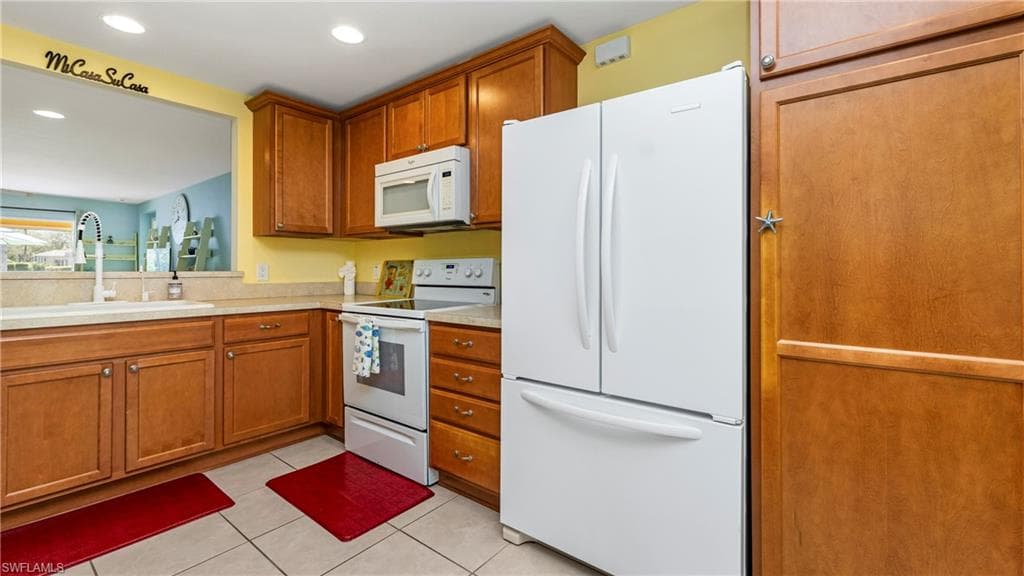 15127 Reef LN-11