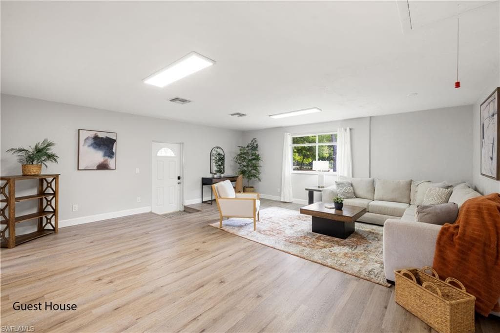 3475 3rd AVE SW-40
