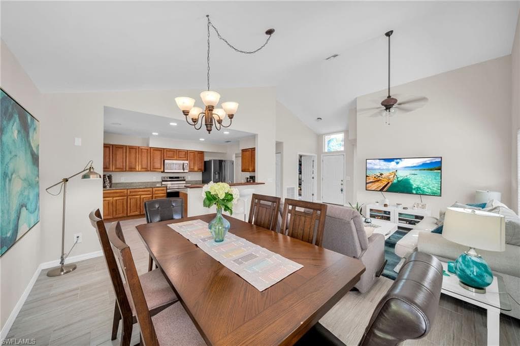 15069 Cloverdale DR-6
