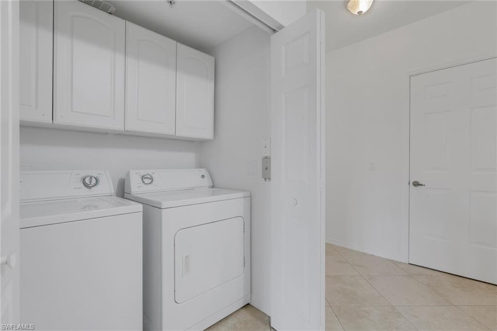 20261 Estero Gardens CIR 108-23