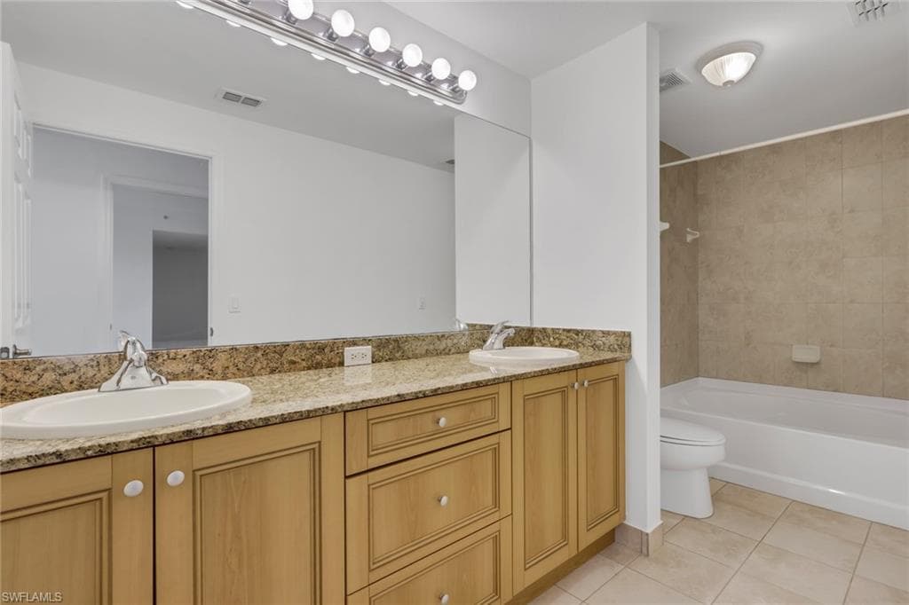 20261 Estero Gardens CIR 108-18