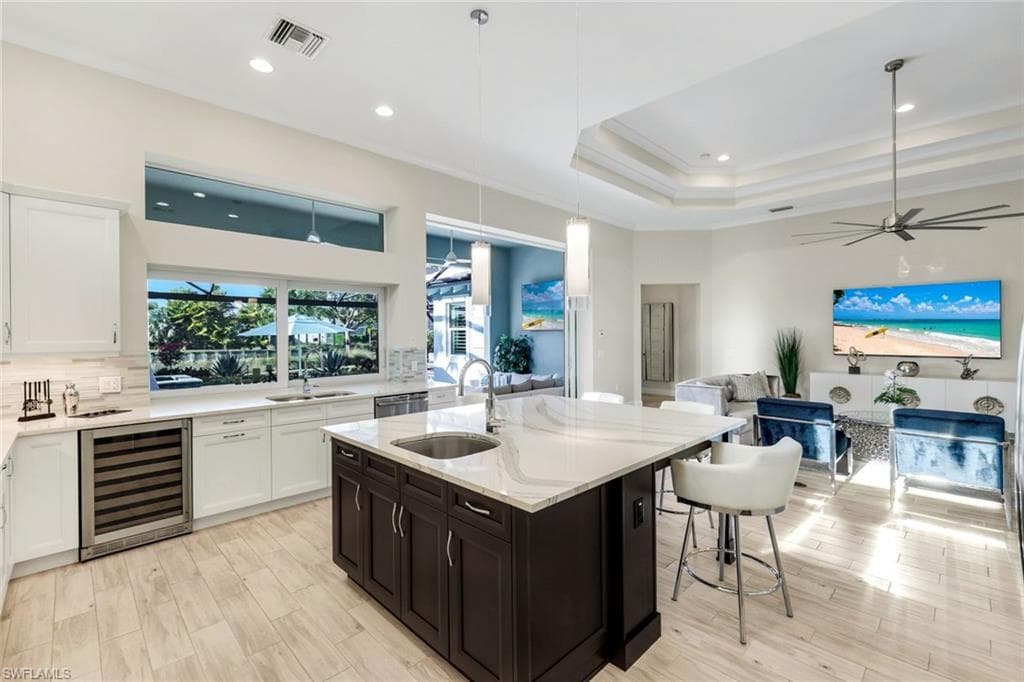 5715 Clarendon DR-7