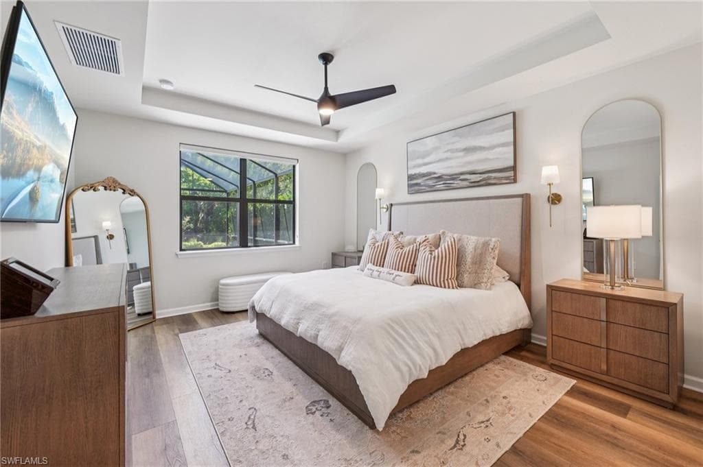 10395 Ventana LN-22