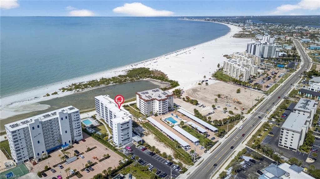 7000 Estero BLVD 100-12