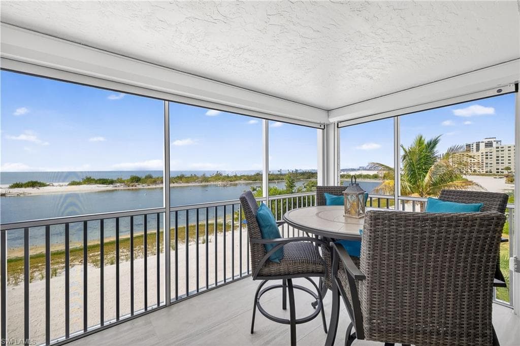 7000 Estero BLVD 100-7