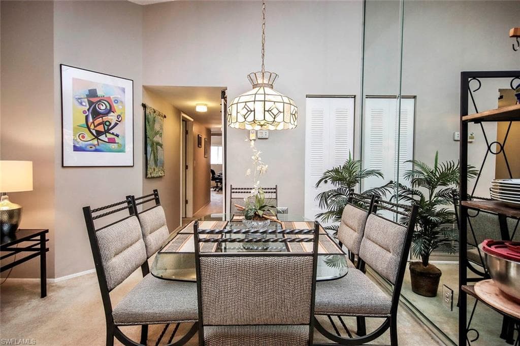 8121 S Woods CIR Unit 5-6